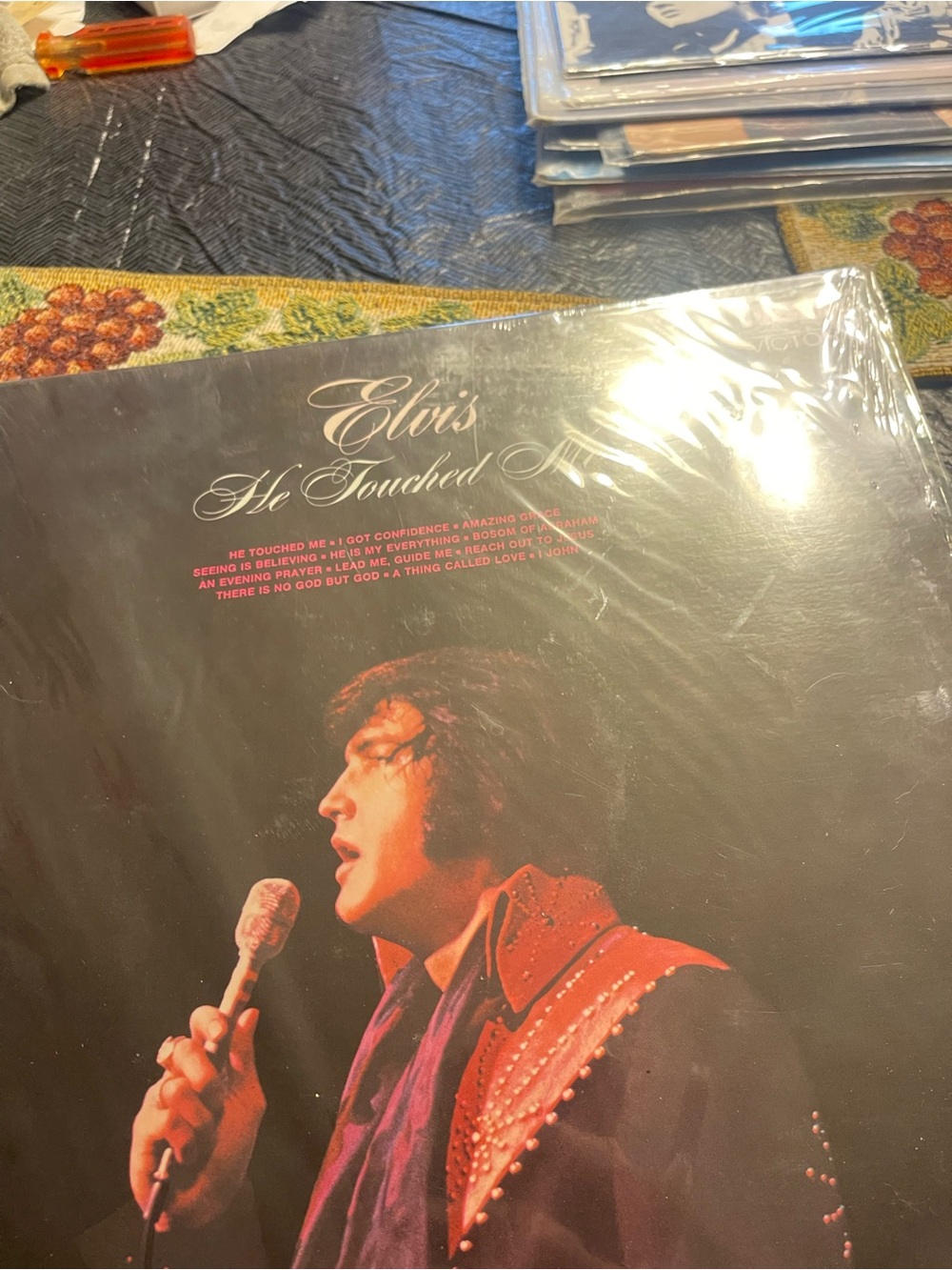 Vintage Elvis Presley LP Vinyl Record LSP-4690 He Touched Me
Seal never opened